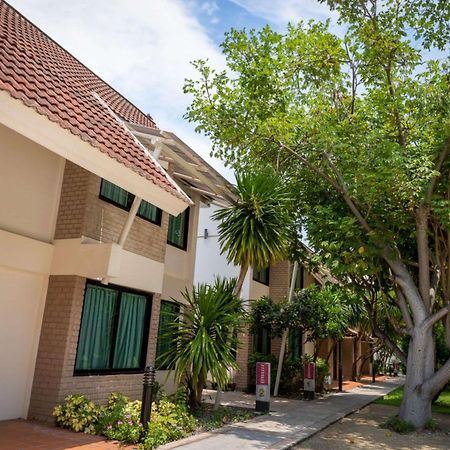 Hotel Tropicana Pattaya Exterior foto