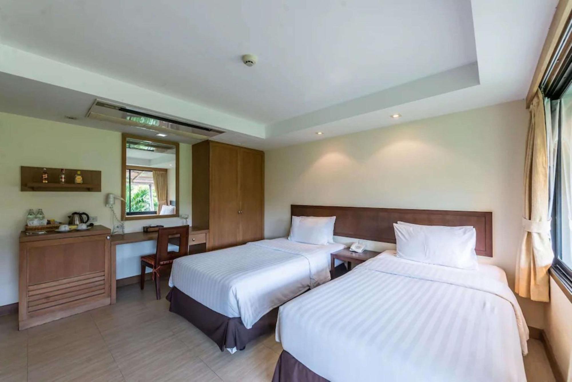 Hotel Tropicana Pattaya Exterior foto