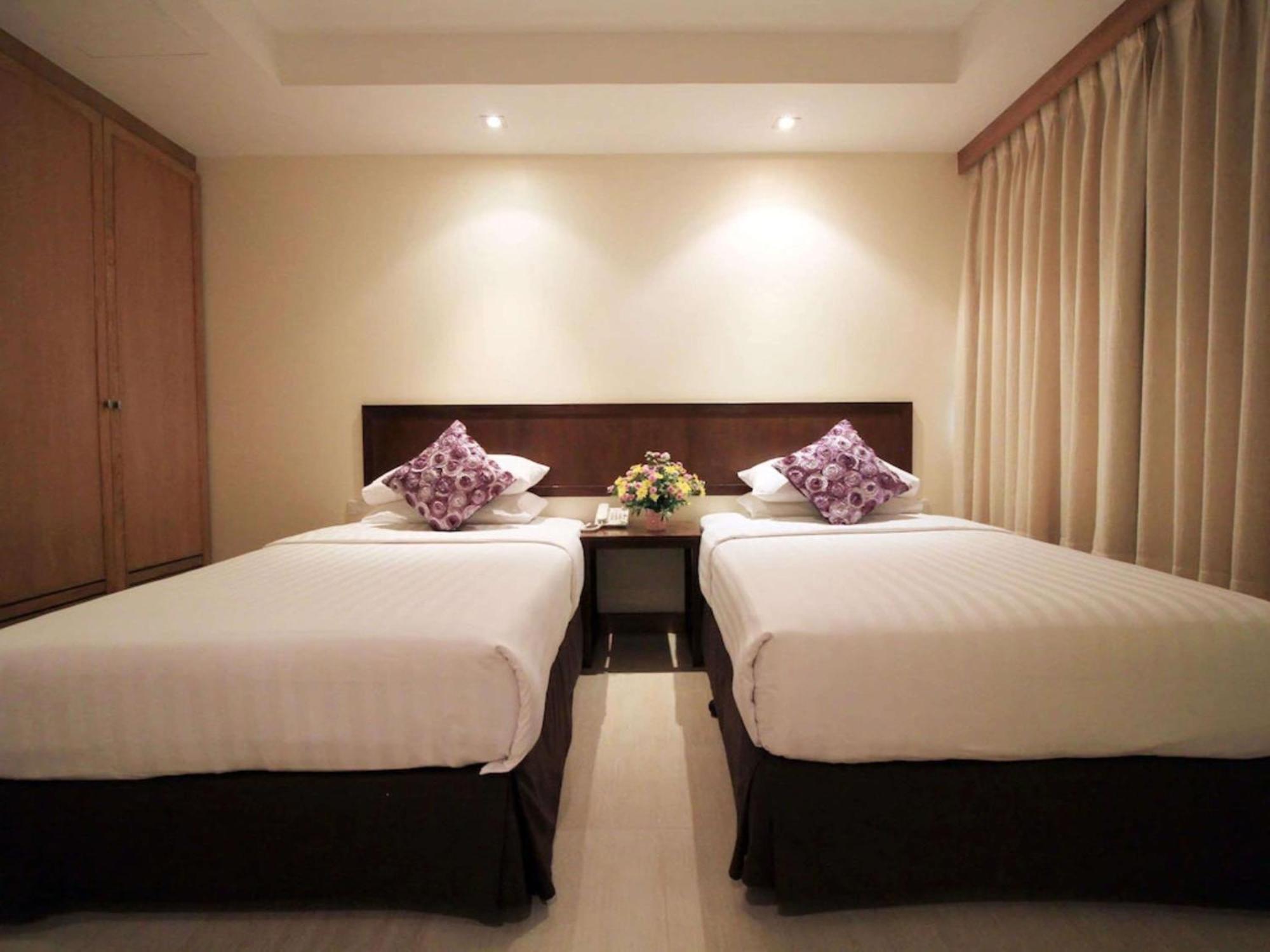 Hotel Tropicana Pattaya Exterior foto
